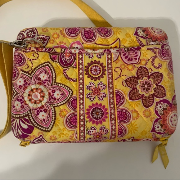 VERA BRADLEY Laptop Tablet HardCover CASE CROSSBODY YELLOW MULTI PAISLEY Book - Picture 2 of 3